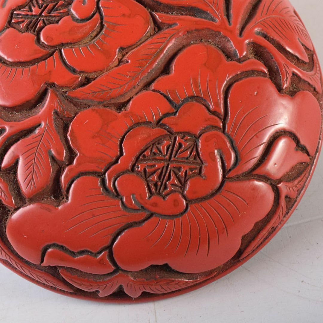 茶道具 堆朱 倶利雕 牡丹庵草 香合 在銘 共箱 V R8614茶道具 堆朱 倶利